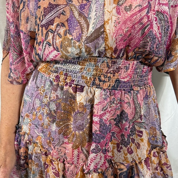 Misa Floral Chiffon Keyhole Dress - Picture 5 of 11